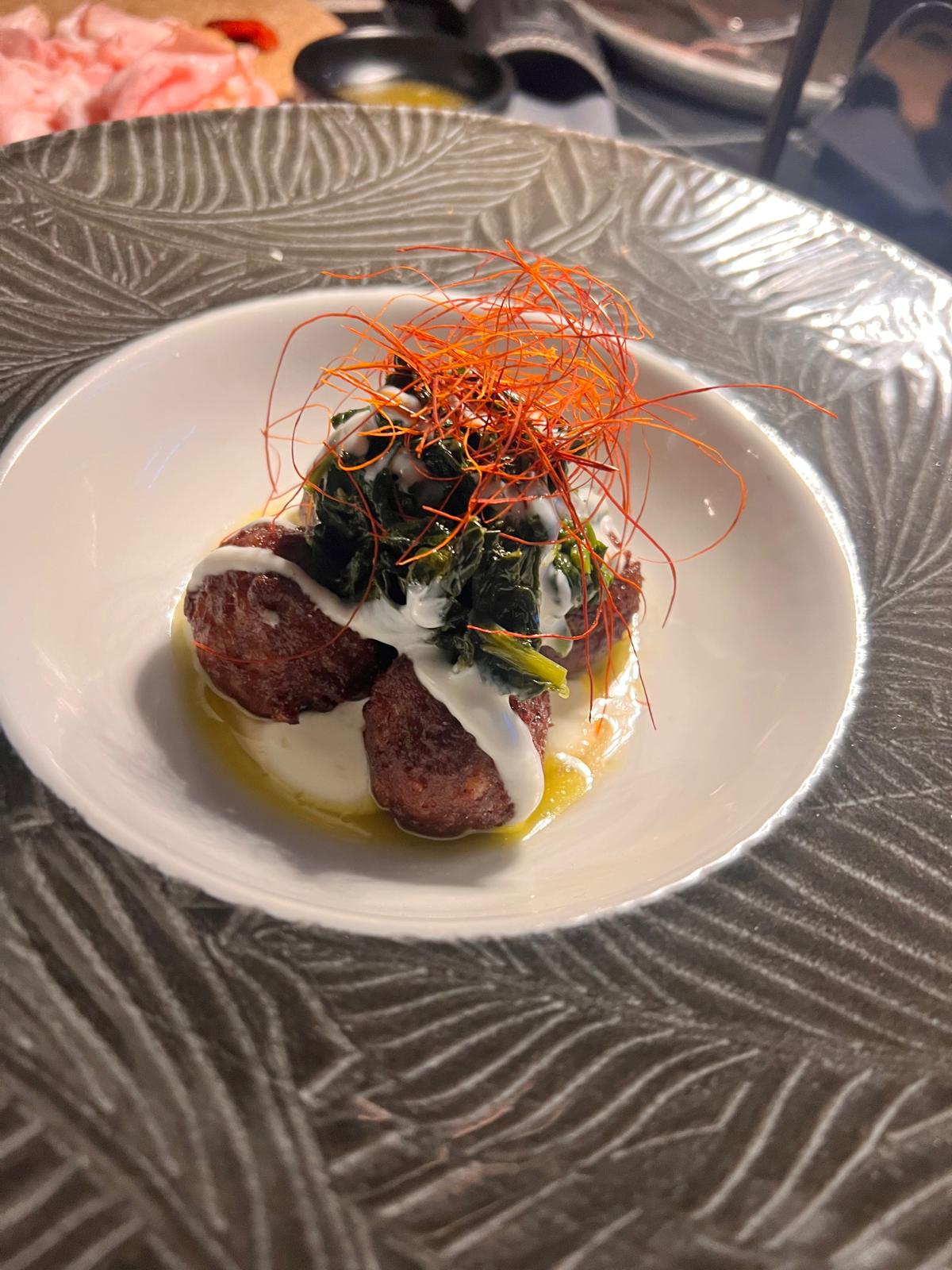 Polpetta con fonduta e friarielli (4 pz)